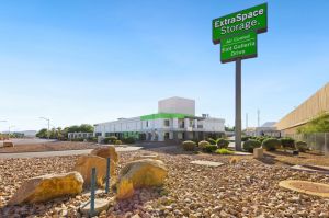 Extra Space Storage - 3484 - Henderson - Stufflebeam Ave