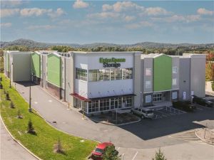 Extra Space Storage - 7589 - Dover - Commerce Center Dr