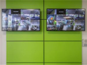 Extra Space Storage - 1588 - Bridgeport - Commerce Dr