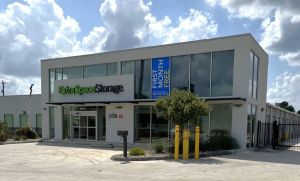 Extra Space Storage - 3516 - San Marcos - IH 35