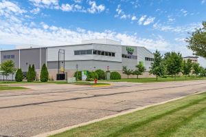 Extra Space Storage - 7522 - Middleton - Deming Way