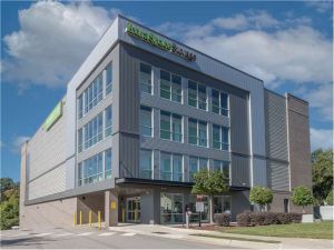 Extra Space Storage - 7584 - Raleigh - Sunrise Ave