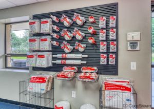 CubeSmart Self Storage NJ Aberdeen Township Cliffwood Ave West