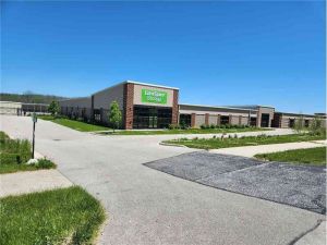 Extra Space Storage - 6443 - Brookfield - N Calhoun Rd