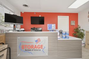 Storage Rentals of America - Peoria - N. Hale Ave