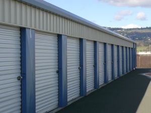 Vintage Court Mini Storage