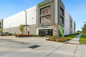 Extra Space Storage - 6454 - Orlando - S Division Ave