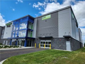 Extra Space Storage - 7705 - Macomb - Executive Dr