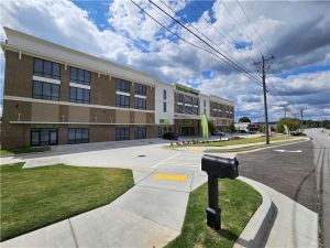 Extra Space Storage - 6427 - Stone Mountain - Rockbridge Rd