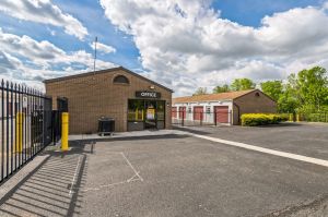 StorageMart - Philadelphia Rd