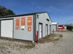 Mini Mall Storage - Belpre - 1300 Washington Blvd