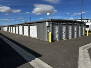 10 Federal Storage - Sanford Dr