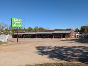 Extra Space Storage - 6616 - Catoosa - N Highway 66