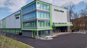 Extra Space Storage - 6343 - Brookfield - Grays Bridge Rd