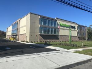 Extra Space Storage - 7995 - Huntington Station - 403 Oakwood Rd