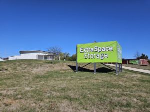 Extra Space Storage - 6670 - Warrenton - 1209 NE Service Rd