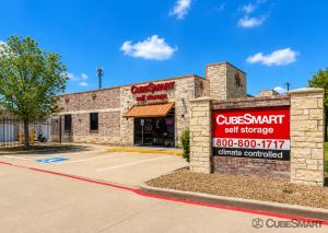 CubeSmart Self Storage TX Lancaster S Interstate 35 E