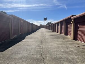 Tellus Self Storage - Golden Eagle