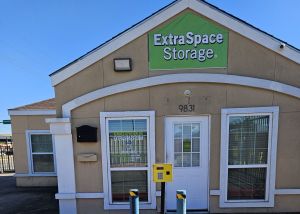 Extra Space Storage - 2087 - Houston - 9831 W Bellfort Ave