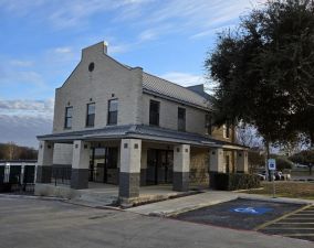 Extra Space Storage - 2232 - San Antonio - 8762 Huebner Rd