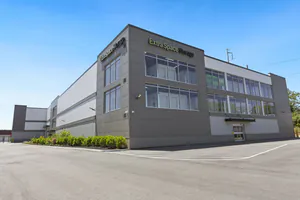 Extra Space Storage - 6469 - Syosset - Gordon Dr
