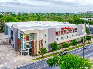 CubeSmart Self Storage - 5715 Burnet Road - TX