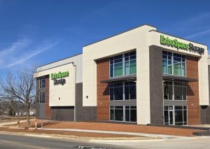 Extra Space Storage - 6589 - Oklahoma City - NW 40th St