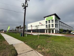 Extra Space Storage - 6844 - McAllen - S McColl Rd