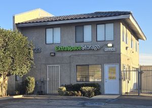 Extra Space Storage - 6847 - Fontana - 15723 Foothill Blvd