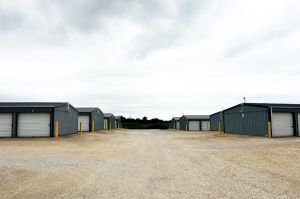 Lakeview Storage