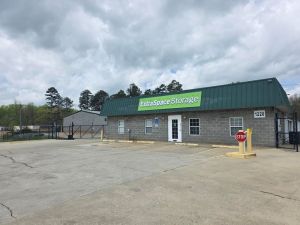 Extra Space Storage - 6820 - Mooresville - 1220 River Hwy