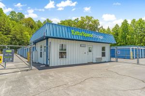 Extra Space Storage - 6807 - Hendersonville - Naples Rd