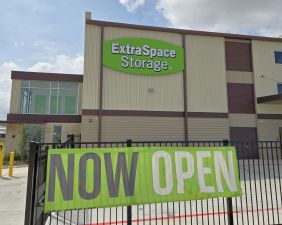 Extra Space Storage - 6766 - San Antonio - 14657 Potranco Rd