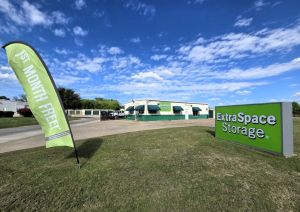 Extra Space Storage - 6867 - Lewisville - 901 N Mill St