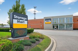StorageMart - Aurora Rd