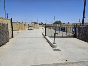 Storwell Storage - Bakersfield