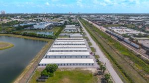 10 Federal Storage - Palm Ave