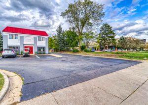 Devon Self Storage - 9283 - Jackson Rd