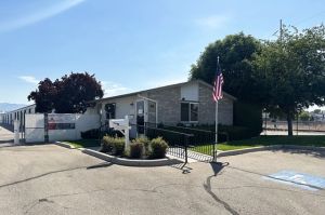 Public Storage - Boise - 10 N Hartman St