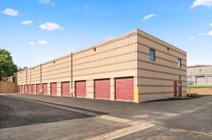 Mini Mall Storage - Eden Prairie