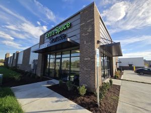 Extra Space Storage - 6933 - Murfreesboro - Malachite Dr