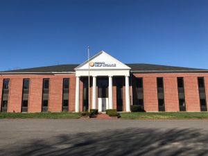 Compass Self Storage - Compass Self Storage - Chandler Avenue (271)