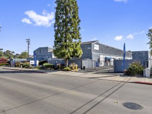 US Storage Centers - Costa Mesa Whittier