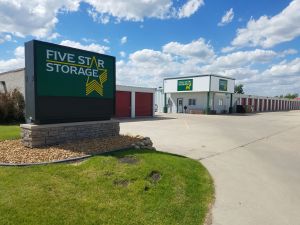 Five Star Storage - Gateway Dr. / HWY 2 (West of I-29)
