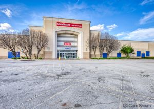 CubeSmart Self Storage - 2000 Green Oaks Road - TX