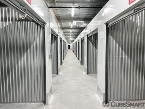 CubeSmart Self Storage - 3637 North Central Avenue - IL