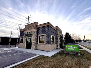 Extra Space Storage - 2263 - Bluffdale - S Redwood Rd