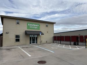 Extra Space Storage - 5100 - San Antonio - 27918 State Rd 52