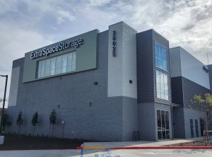 Extra Space Storage - 6719 - Highland - Greenspot Rd