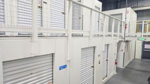 El Camino Self Storage - De La Cruz